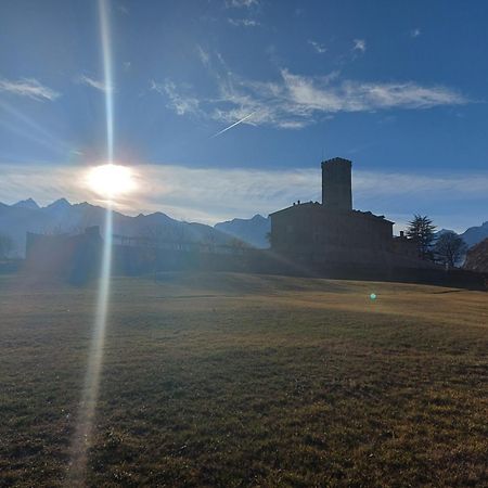 La Taverna Alloggio Ad Uso Turistico - Vda -Sarre - Cir- 0073 Aosta Exterior foto